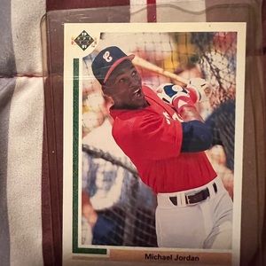Michael Jordan Rookie card 90’s Authentic SP Baseball Original Upper Deck.
